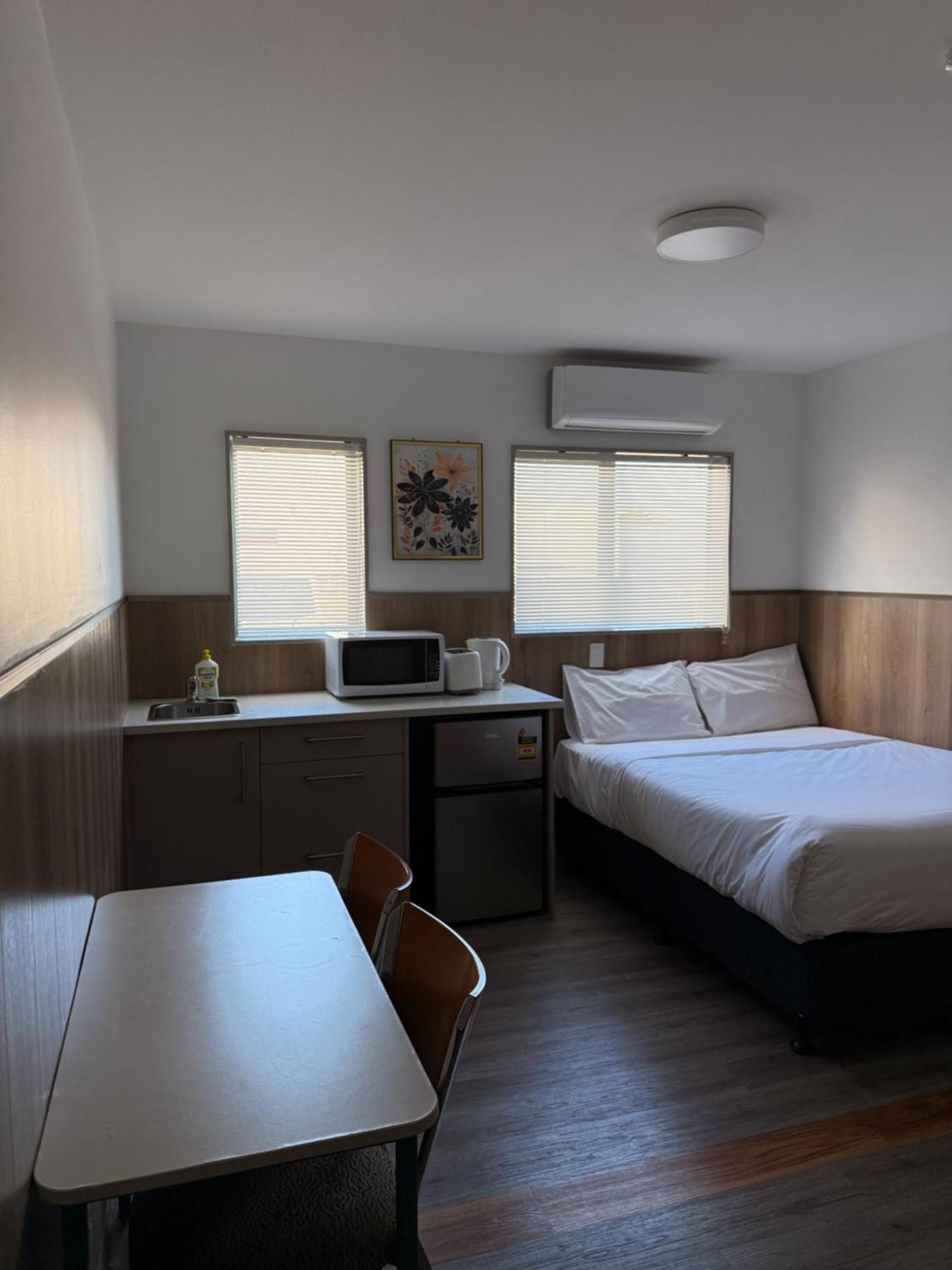Conway Motel Manukau Auckland Bagian luar foto